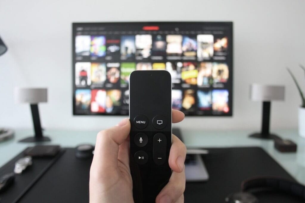 動画配信の「DAZN(ダゾーン)」を使っているイメージ画像